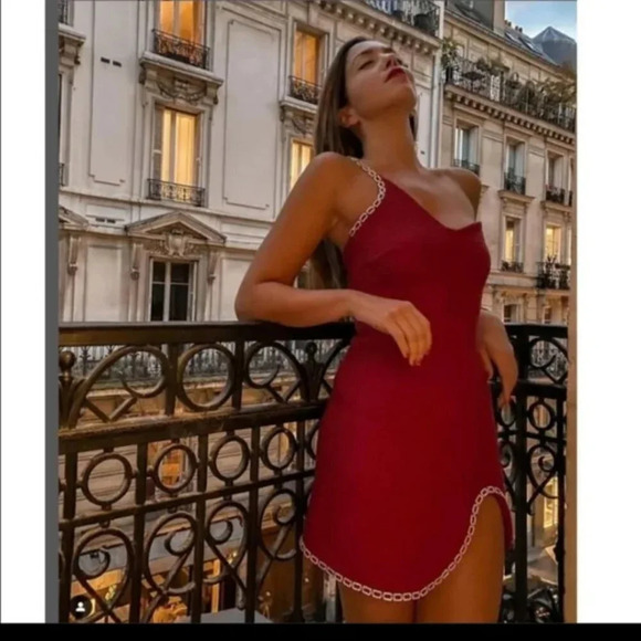 Zara Chain Trim Asymmetric Mini Dress Red Tweed Blogger Fave Size Large NWT - Picture 5 of 16